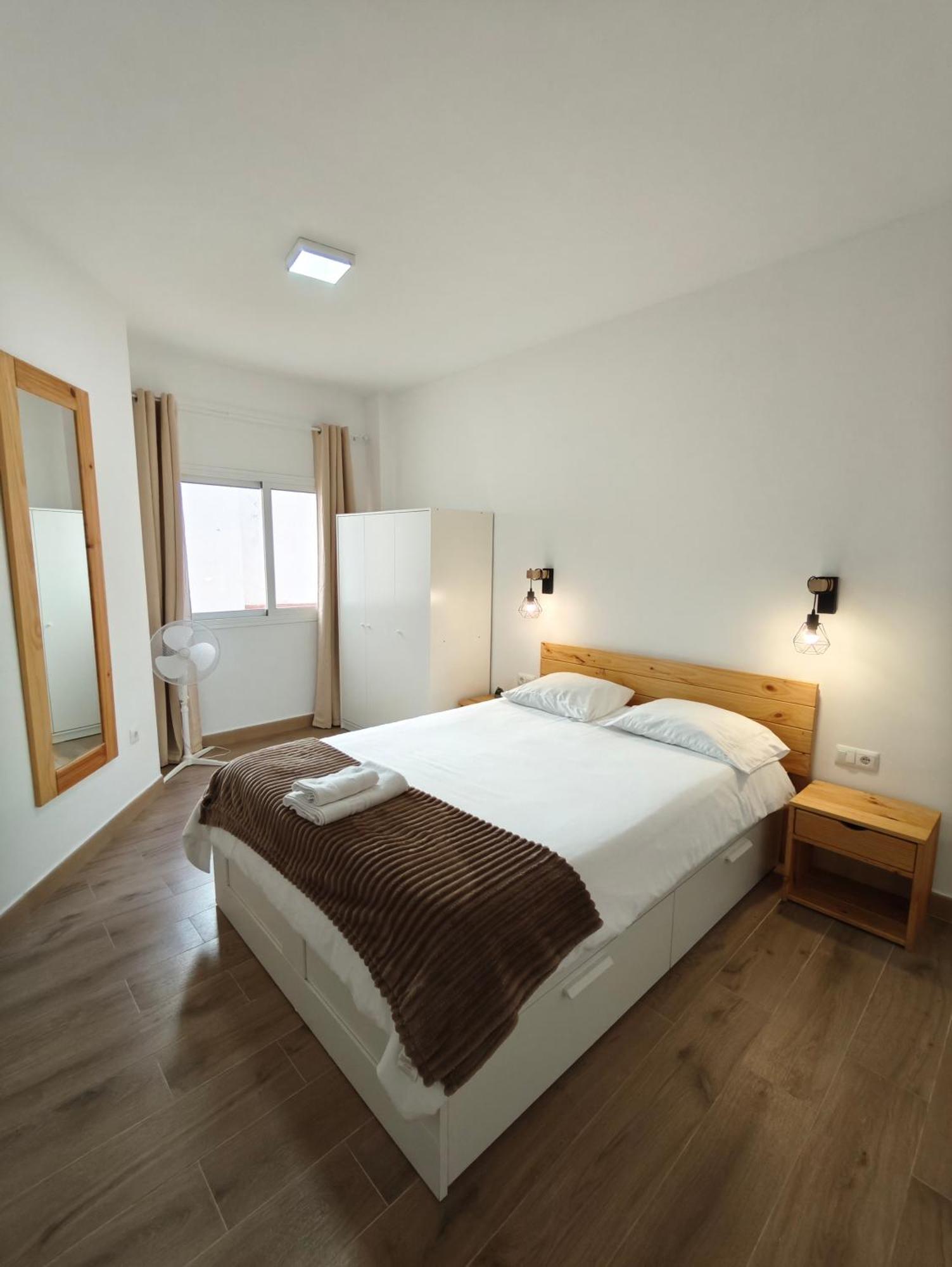 Precioso Apartamento Junto Al Casco Historico Malaga Exterior photo