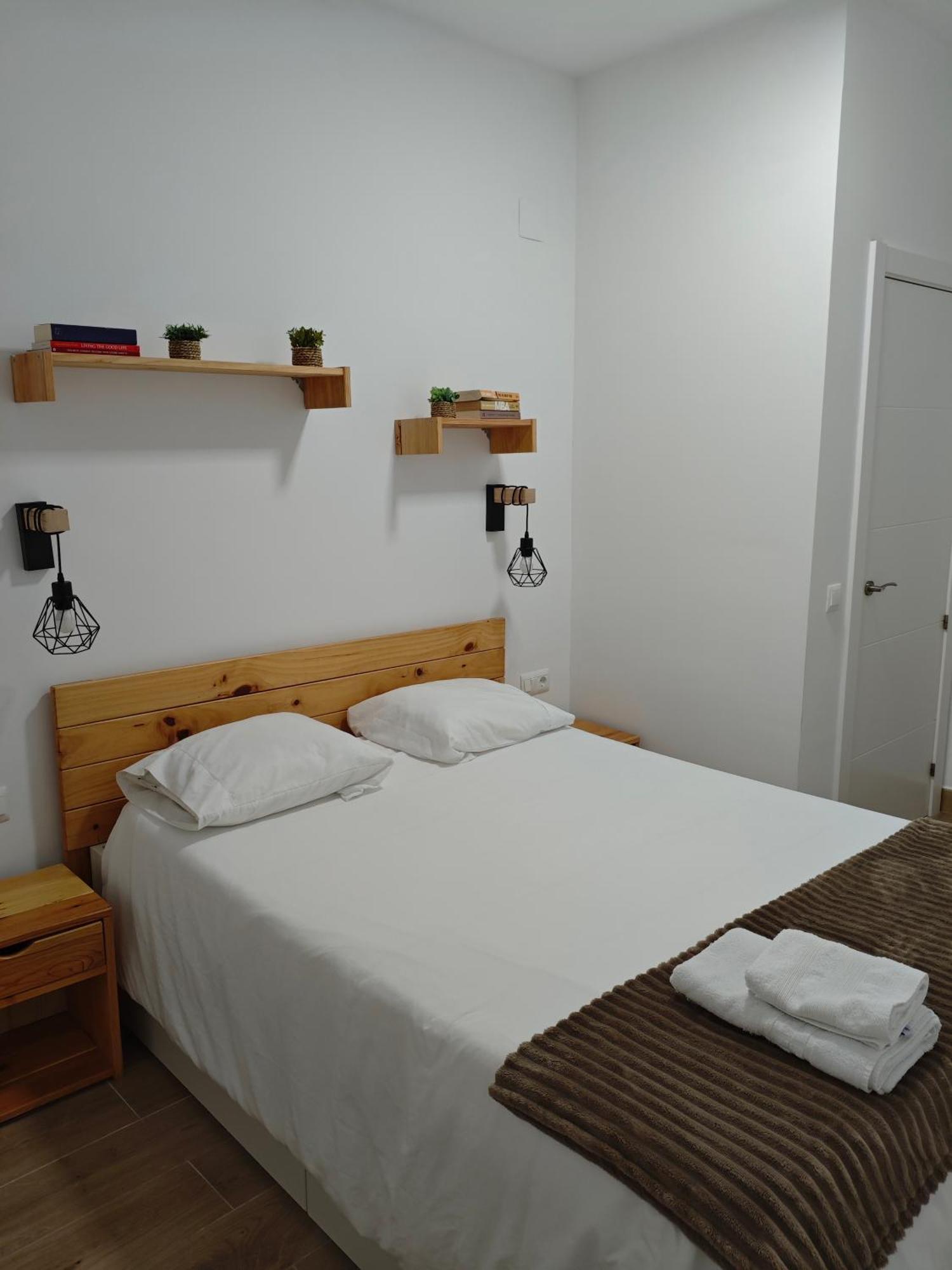 Precioso Apartamento Junto Al Casco Historico Malaga Exterior photo