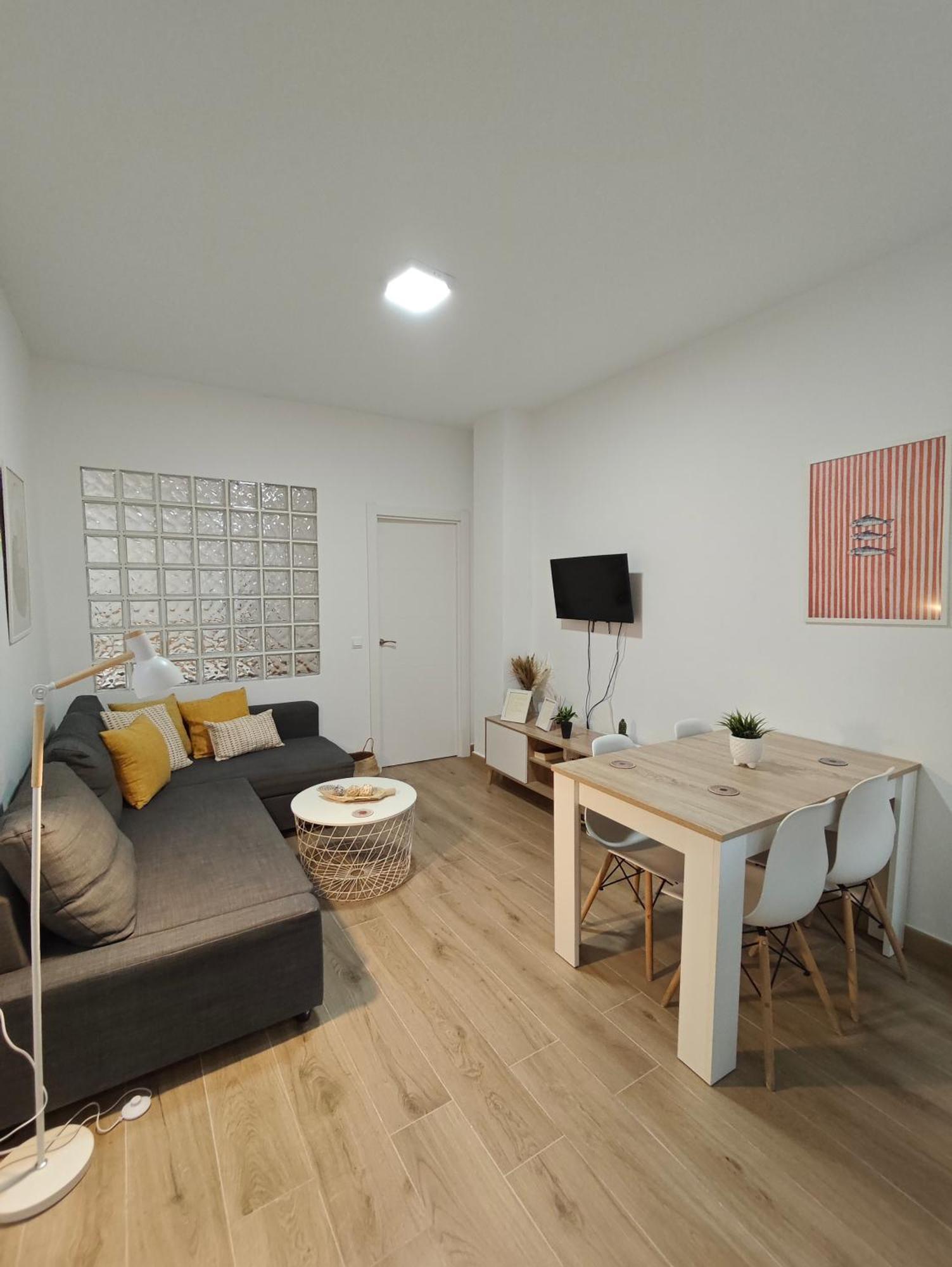 Precioso Apartamento Junto Al Casco Historico Malaga Exterior photo